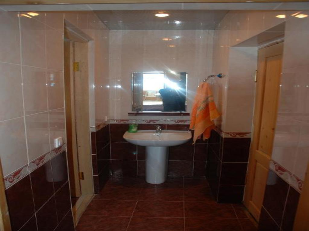 Dodo Japaridze Guesthouse Mestia Quarto foto