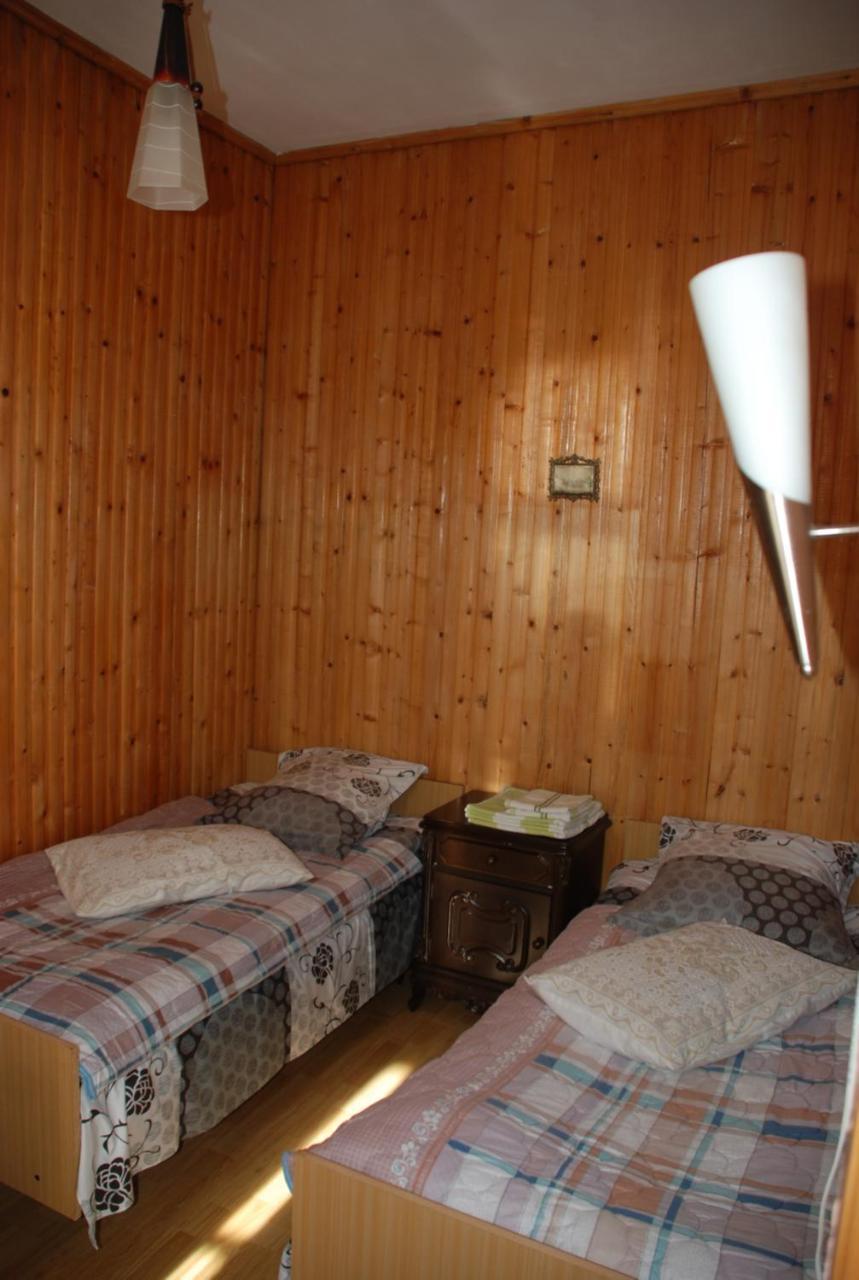 Dodo Japaridze Guesthouse Mestia Exterior foto